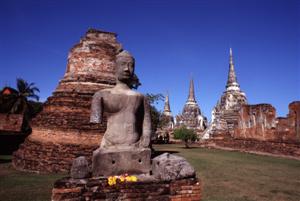 Ferienreisen in Thailand nach Thailands alte Hauptstädte Ayutthaya und Sukhothai